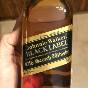 JOHNNIE WALKER BLACK LABEL Old Bottle 75cl