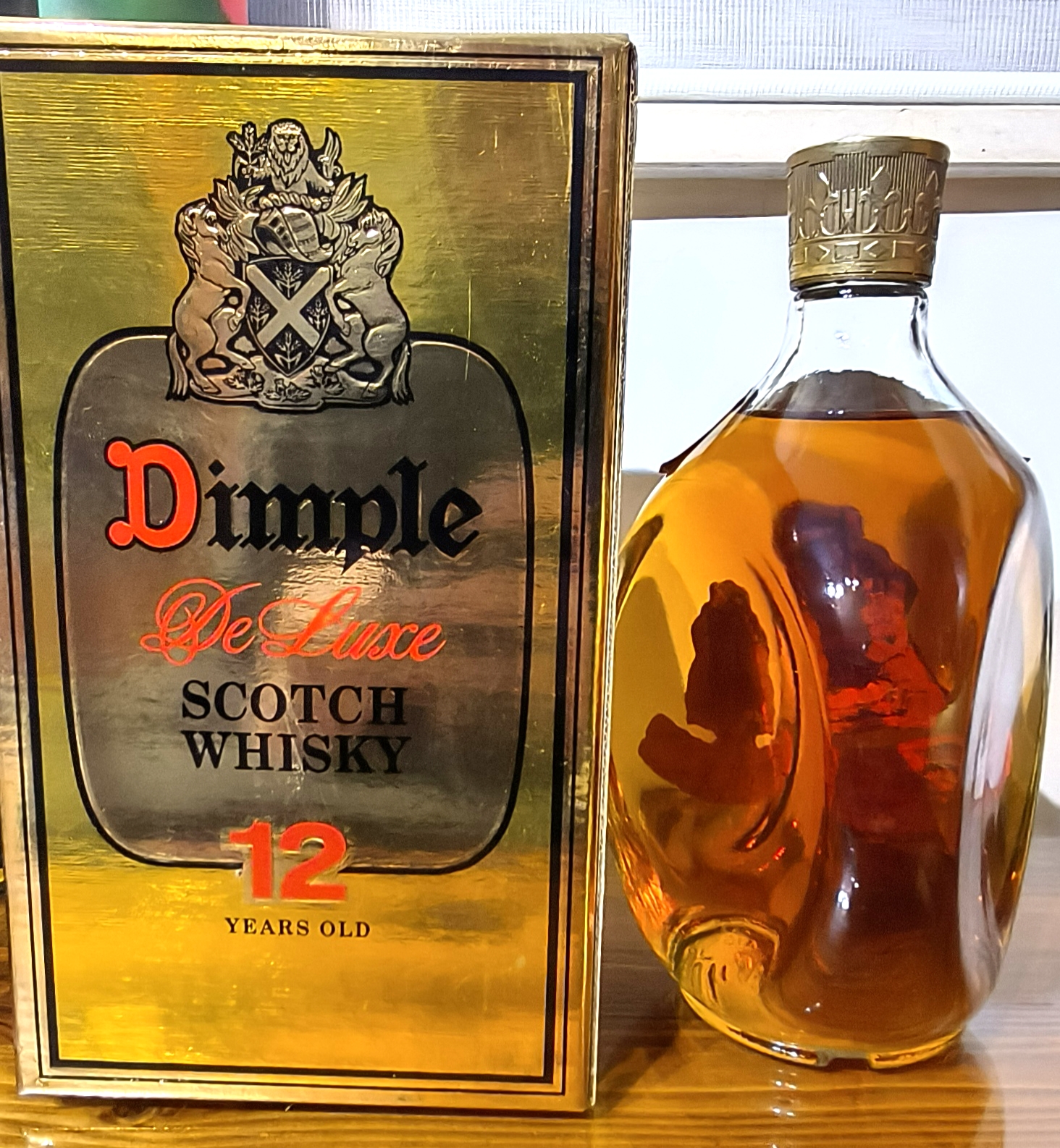 Dimple Haig De Luxe 12 Year Old Bottling 1980s - Image 3